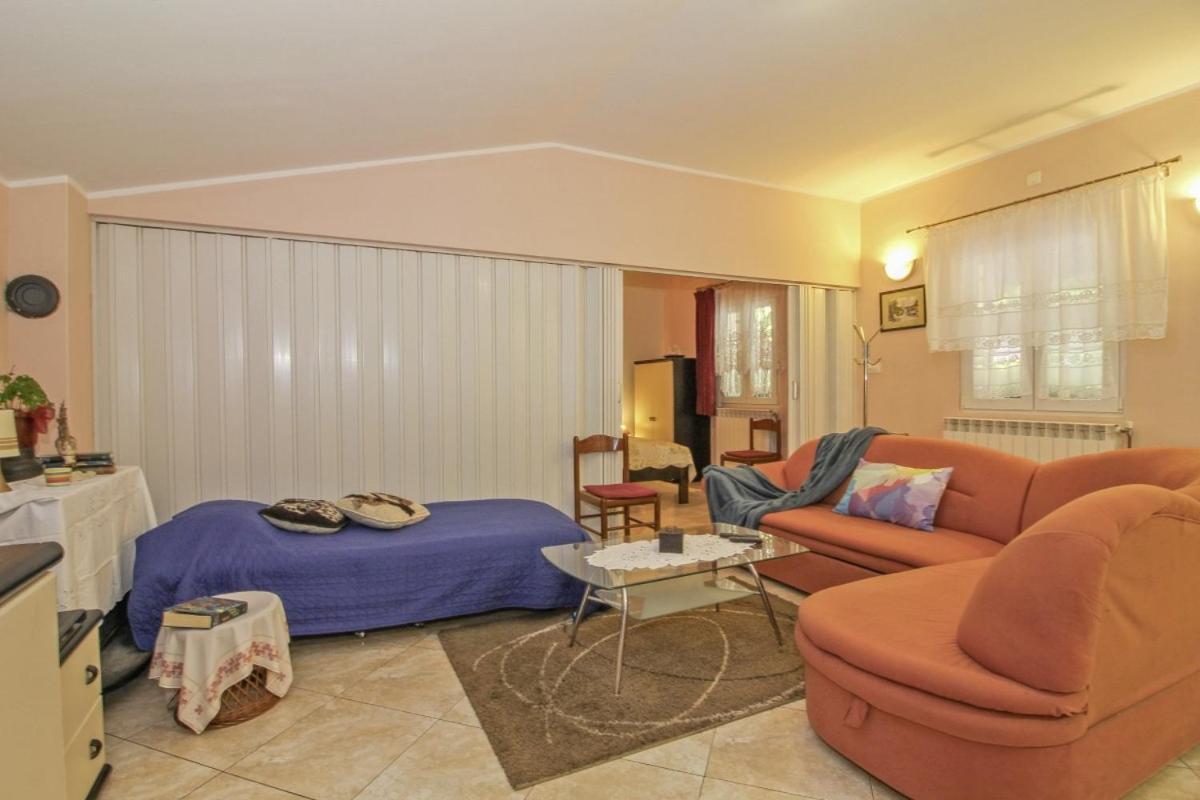 Dalibor In Jakacici - Haus Fuer 2-4 Personen Gračišće المظهر الخارجي الصورة